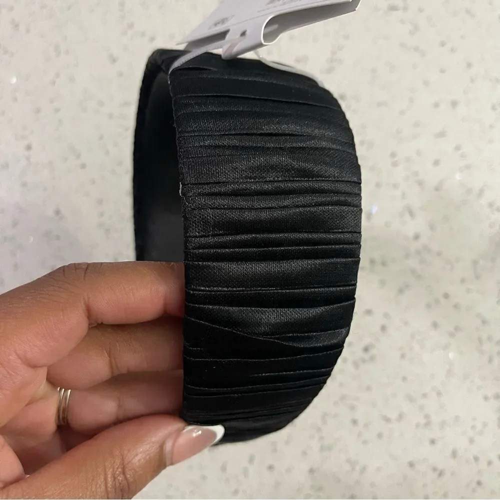 Time and Tru Women’s Black Satin Pleated Flat Wide Hair Headband OSFM